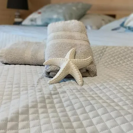 Anielski Zakatek J&r Nad Baltykiem Delux Z Balia Ogrodowa Z Jacuzzi I Klimatyzacja Mielenko