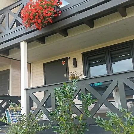 Anielski Zakatek J&r Nad Baltykiem Delux Z Balia Ogrodowa Z Jacuzzi I Klimatyzacja Holiday home *