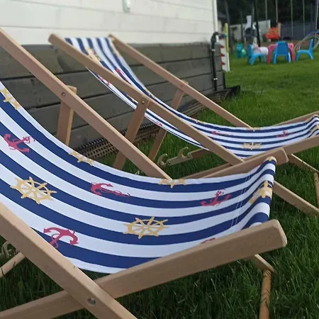 Hébergement de vacances Anielski Zakatek J&r Nad Baltykiem Delux Z Balia Ogrodowa Z Jacuzzi I Klimatyzacja *