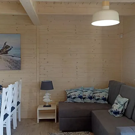 Anielski Zakatek J&r Nad Baltykiem Delux Z Balia Ogrodowa Z Jacuzzi I Klimatyzacja * Mielenko